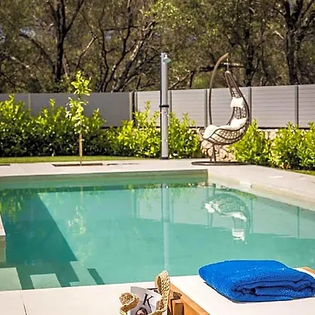 Helena - Ionian Treasure Hotell Kefalonia Island
